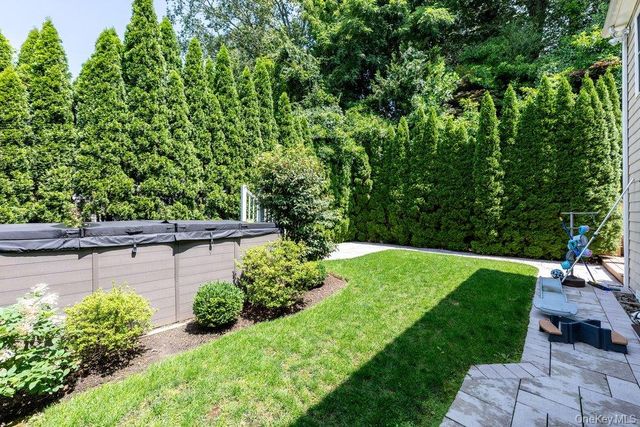 457 Pinebrook Boulevard, New Rochelle, NY 10804