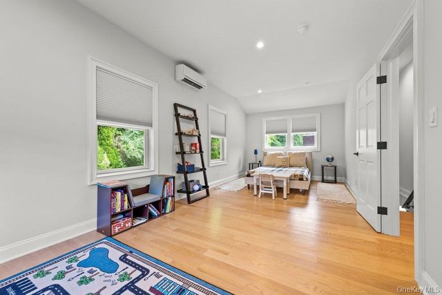 457 Pinebrook Boulevard, New Rochelle, NY 10804