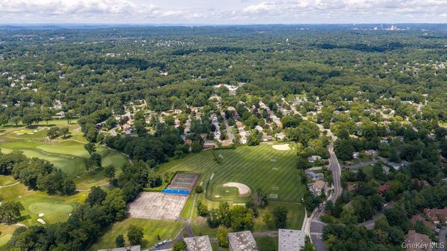 457 Pinebrook Boulevard, New Rochelle, NY 10804