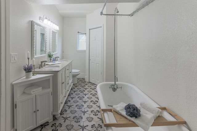453 E Marshall Street, Van Alstyne, TX 75495