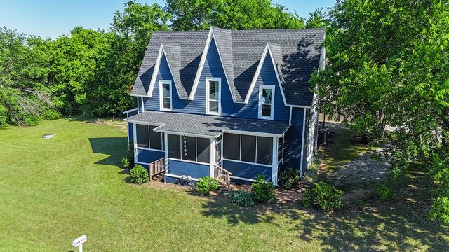 453 E Marshall Street, Van Alstyne, TX 75495
