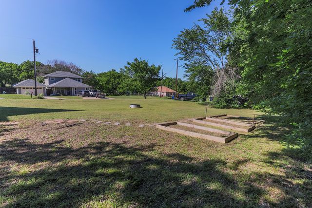 453 E Marshall Street, Van Alstyne, TX 75495