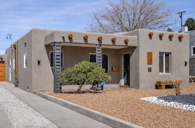 1025 Roma Avenue NE, Albuquerque, NM 87106