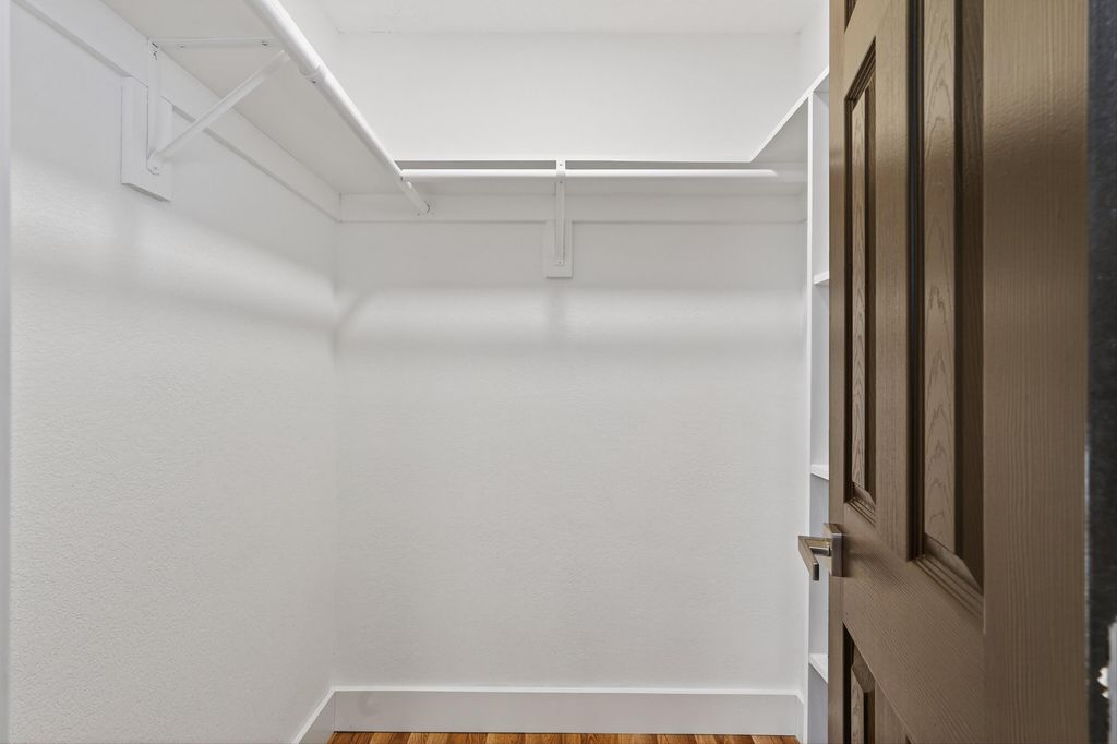 Image 20 of property listing at 1025 Roma Avenue NE, Albuquerque, NM 87106