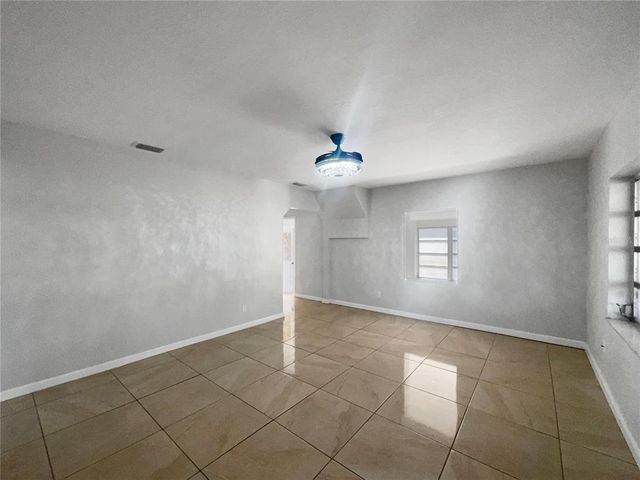 411 THOMAS AVENUE, Frostproof, FL 33843