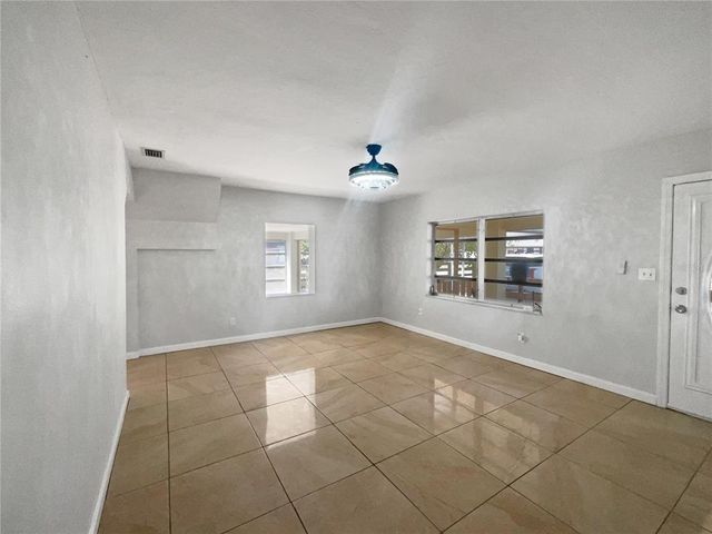411 THOMAS AVENUE, Frostproof, FL 33843