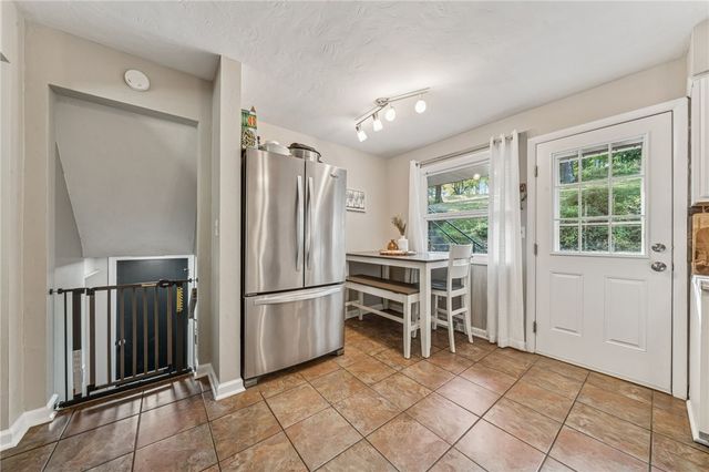 290 Wexford Bayne Rd, Pine Twp, PA 15090