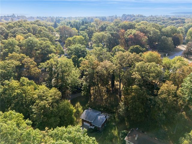 290 Wexford Bayne Rd, Pine Twp, PA 15090