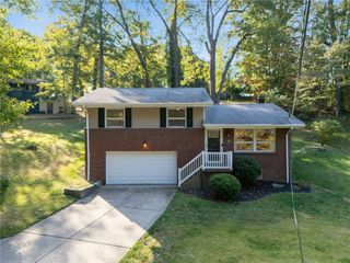 290 Wexford Bayne Rd, Pine Twp, PA 15090