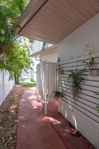 7025 BOCA CIEGA DRIVE, St Pete Beach, FL 33706