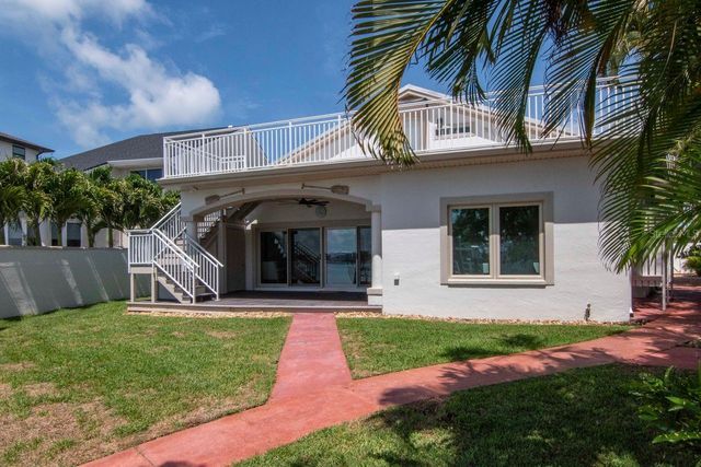 7025 BOCA CIEGA DRIVE, St Pete Beach, FL 33706
