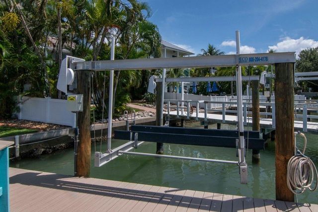7025 BOCA CIEGA DRIVE, St Pete Beach, FL 33706