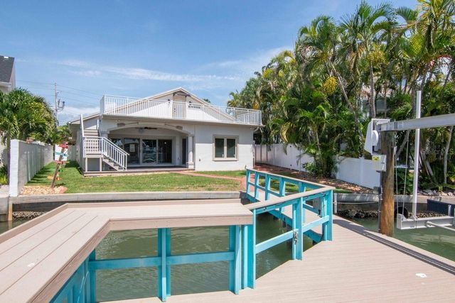 7025 BOCA CIEGA DRIVE, St Pete Beach, FL 33706