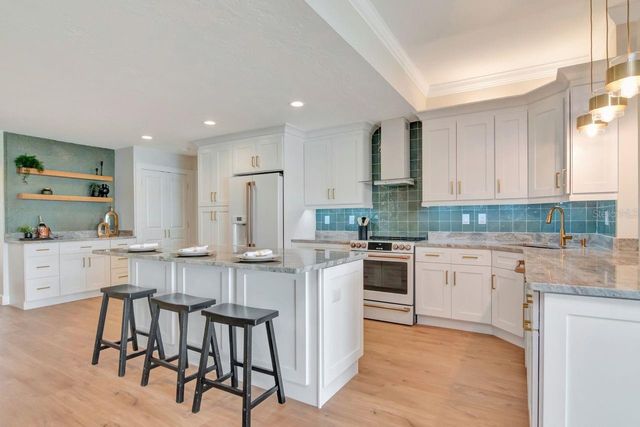 7025 BOCA CIEGA DRIVE, St Pete Beach, FL 33706
