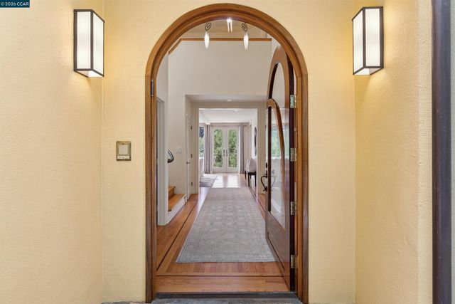 124 CAMINO SOBRANTE, Orinda, CA 94563
