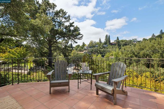 124 CAMINO SOBRANTE, Orinda, CA 94563