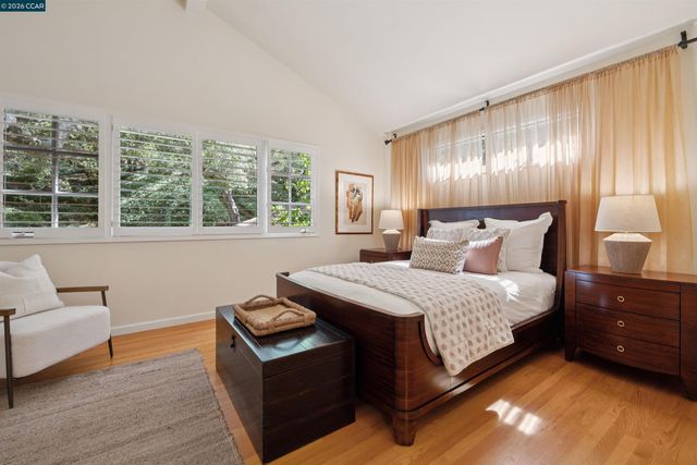 124 CAMINO SOBRANTE, Orinda, CA 94563