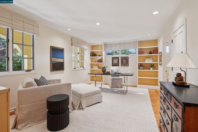 124 CAMINO SOBRANTE, Orinda, CA 94563