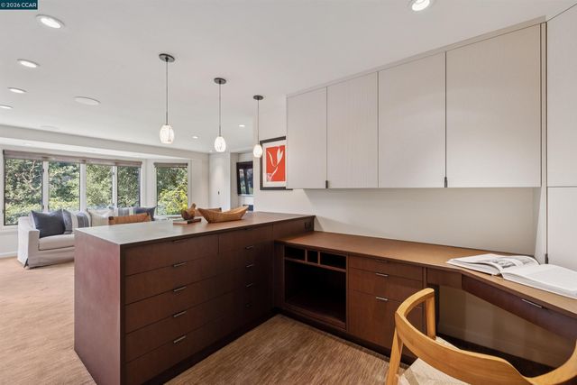 124 CAMINO SOBRANTE, Orinda, CA 94563