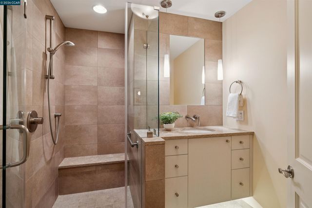 124 CAMINO SOBRANTE, Orinda, CA 94563