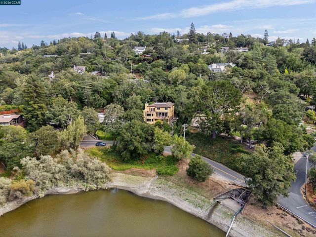 124 CAMINO SOBRANTE, Orinda, CA 94563