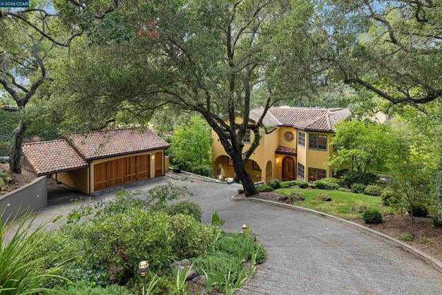 124 CAMINO SOBRANTE, Orinda, CA 94563