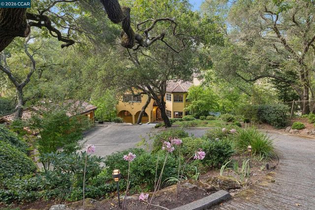 124 CAMINO SOBRANTE, Orinda, CA 94563