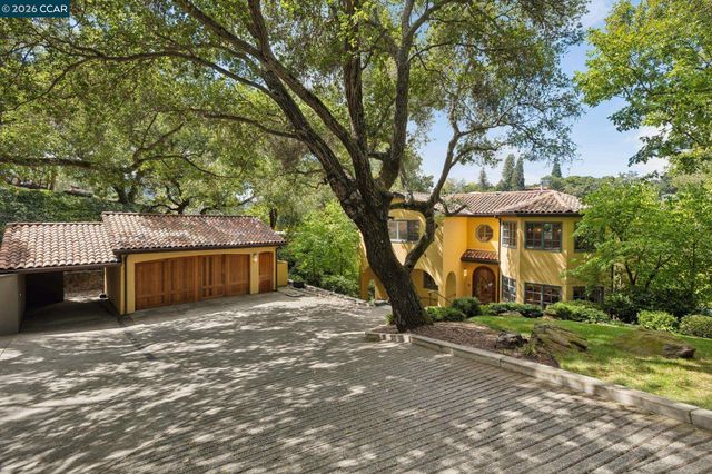124 CAMINO SOBRANTE, Orinda, CA 94563