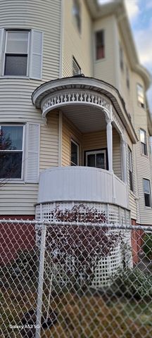 30 Pattison St 2, Worcester, MA 01604