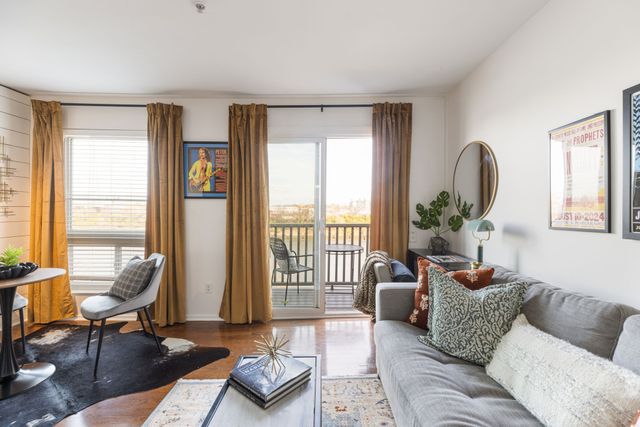 790 1st Ave, N, Nashville, TN 37201