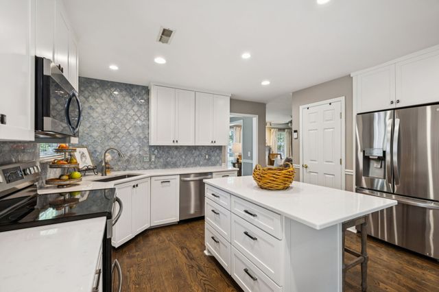702 Periwinkle Cv, Franklin, TN 37064