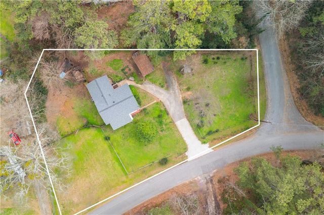 1105 Lakeshore Drive, Jonesboro, GA 30236