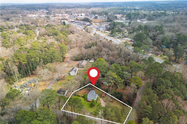 1105 Lakeshore Drive, Jonesboro, GA 30236