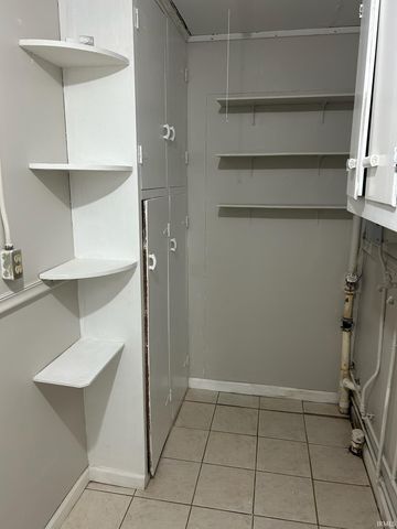 2904 Madison Avenue, Evansville, IN 47714