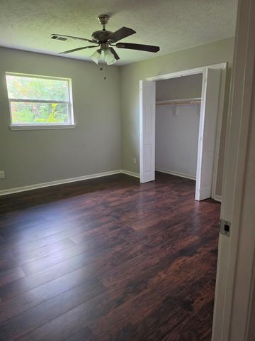 7316 Camino Real Street, Baytown, TX 77521