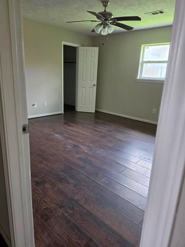 7316 Camino Real Street, Baytown, TX 77521