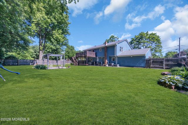 62 Warren Place, Middletown, NJ 07748
