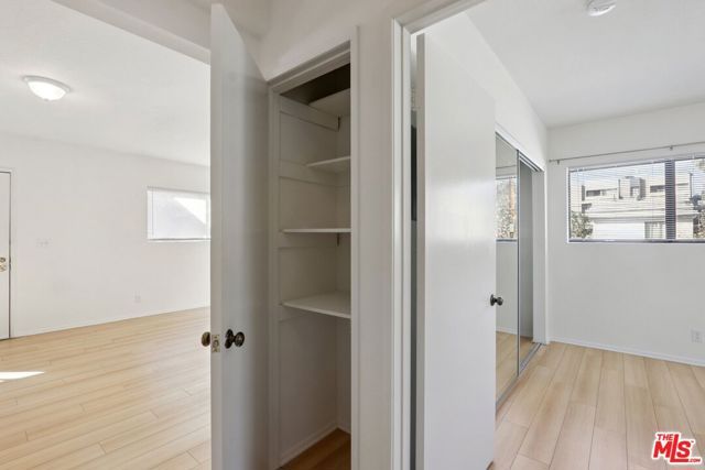 5429 Troost 4, Valley Village, CA 91601