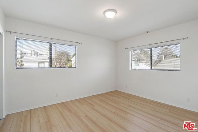 5429 Troost 4, Valley Village, CA 91601