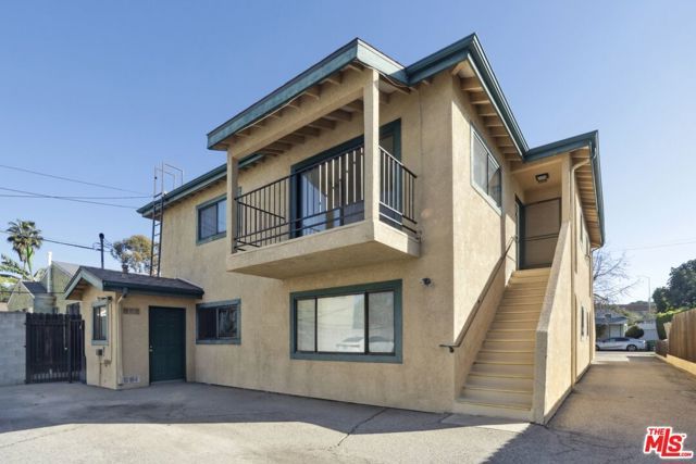 5429 Troost 4, Valley Village, CA 91601