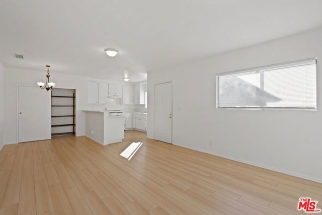 5429 Troost 4, Valley Village, CA 91601