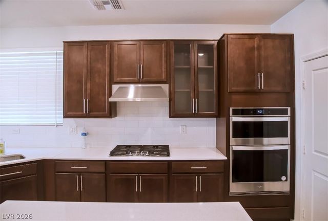 6841 Toll Mountain Street, North Las Vegas, NV 89086