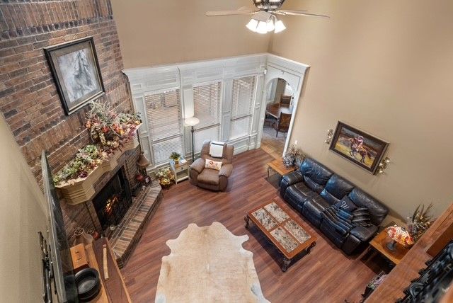 12713 Pleasant Valley Road, Gentry, AR 72734
