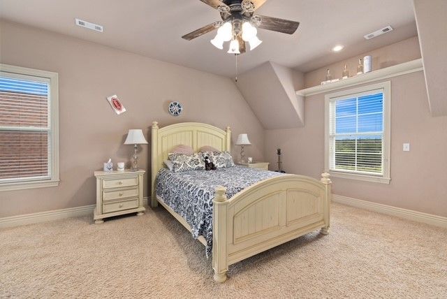 12713 Pleasant Valley Road, Gentry, AR 72734