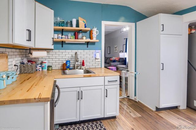 1115 Litchfield Street, Bay City, MI 48706