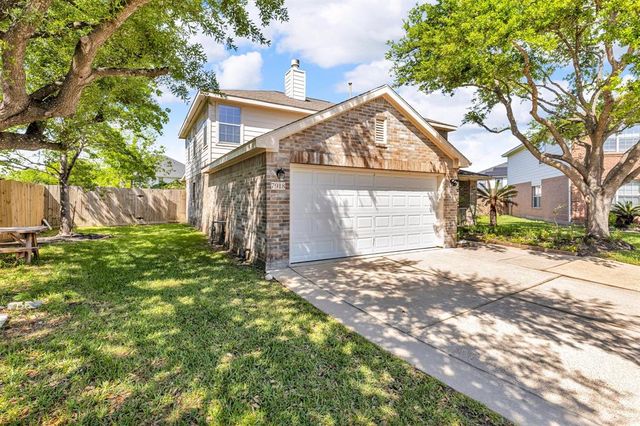 7918 Swan Lane, Baytown, TX 77523