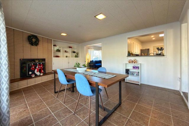 3620 Mary Ellen Street NE, Albuquerque, NM 87111