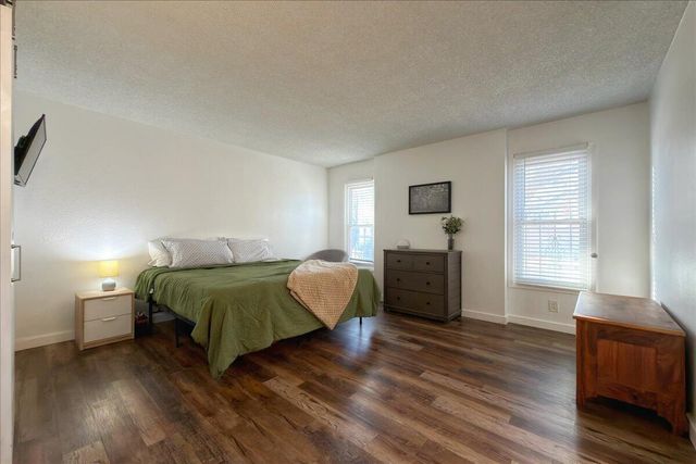 3620 Mary Ellen Street NE, Albuquerque, NM 87111