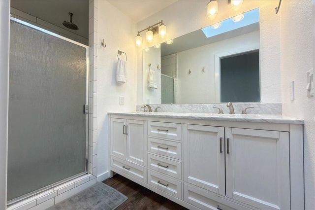 3620 Mary Ellen Street NE, Albuquerque, NM 87111