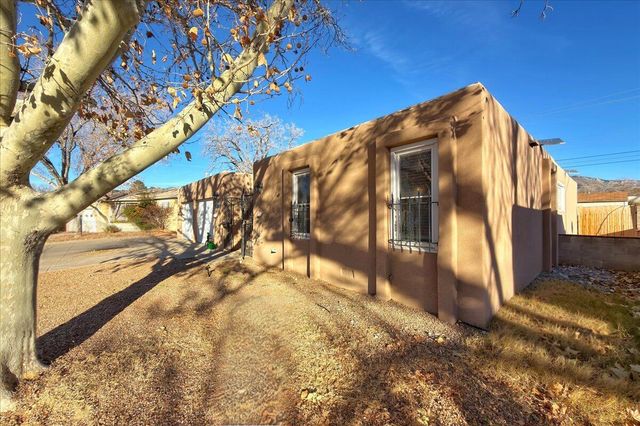 3620 Mary Ellen Street NE, Albuquerque, NM 87111